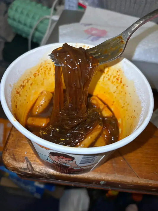 Glass Noodles vs Rice Noodles: Which Asian Noodle Is Right for You? Slurp First Crunch Later